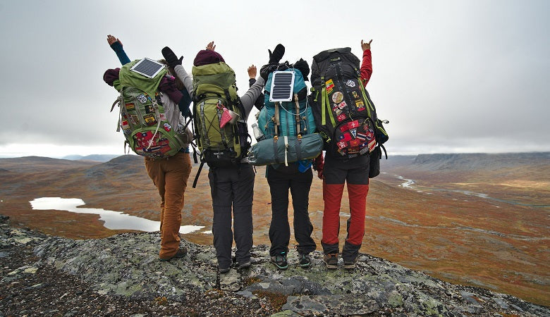 O símbolo da tua jornada: porque é que os viajantes estão a colecionar bandeiras dos países que visitam?